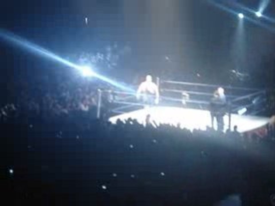 Entrance big show suite