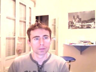 Wiwi égratigne "Doux tam tam"