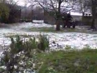 Quad dans la neige