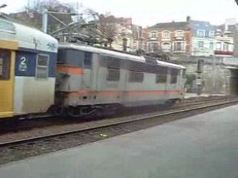 départ de la bb 16729 avec le vb2n