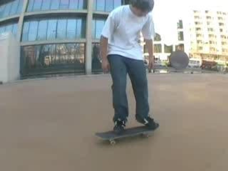 Matias nollieflip!
