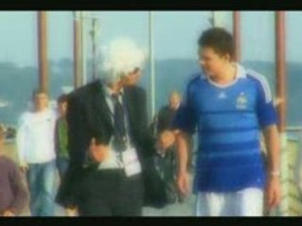 Raymond et Yoann chantent