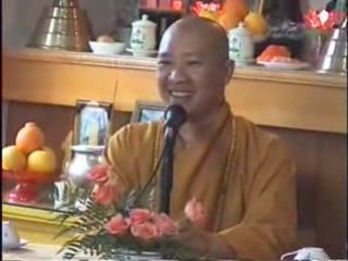 Thầy Thích Thiện Thuận giảng tại Chùa Linh Quang-1