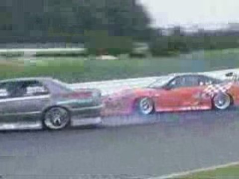 Drift Skyline GTR R34 Vs Nissan Silvia S15(240) - Drifting 1
