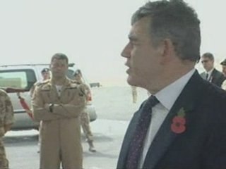 Britain remembers war dead