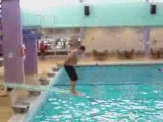 Regis a la piscine