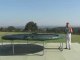 Grand trampoline avec bache