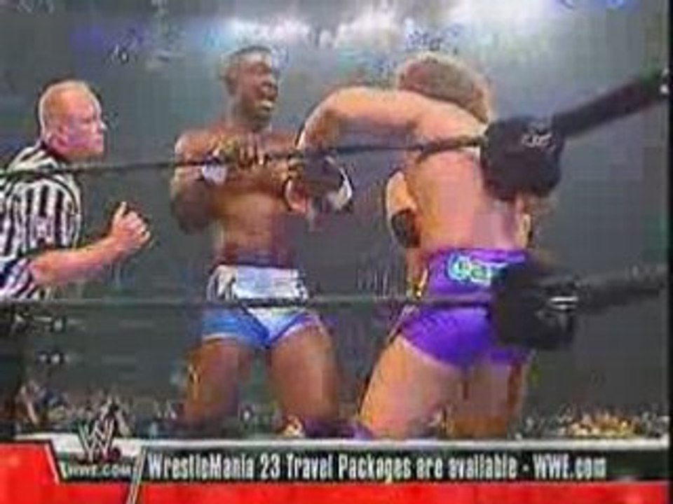Shelton Benjamin vs Carlito vs Johnny Nitro (Triple threat)