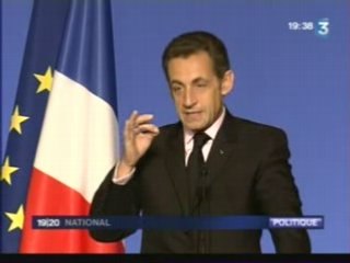 Nicolas Sarkozy appelle aux banque