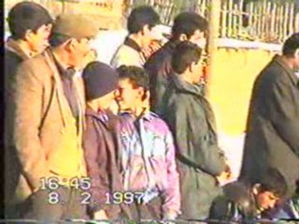 1997 mezarlık ziyareti