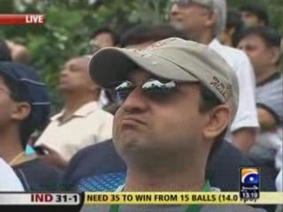 Anwar Ali + Hilarious Fielding