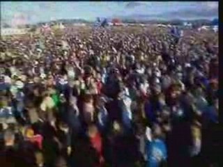 The Strokes - Take It Or Leave It (T In The Park 06)