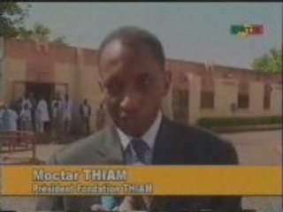 Fondation Thiam - Pose 1ère pierre SAU HGT - 10/02/2007