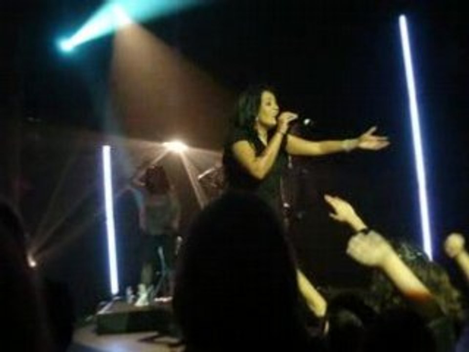 Amel Bent le 08/11/08