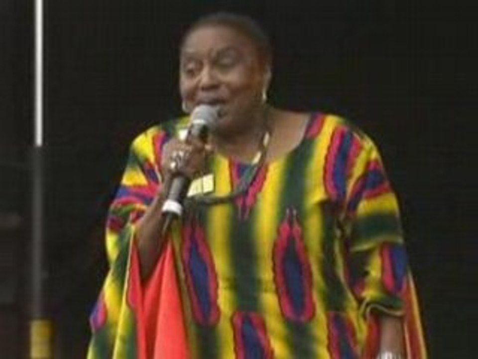 South African singer Miriam Makeba passes away