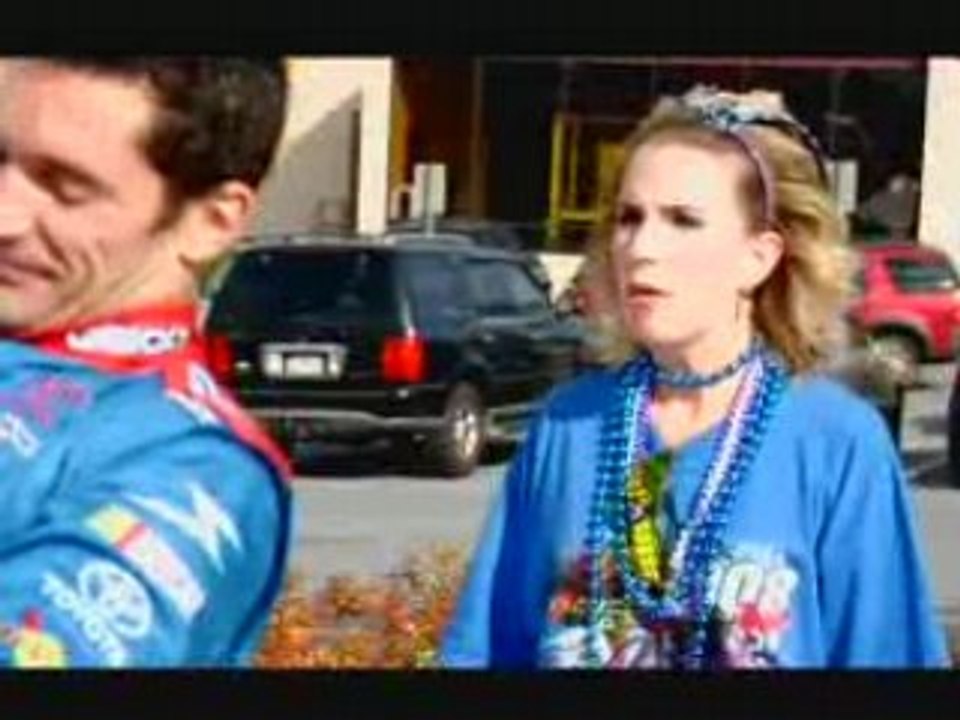 GEICO Max Papis Fan in Grocery Store