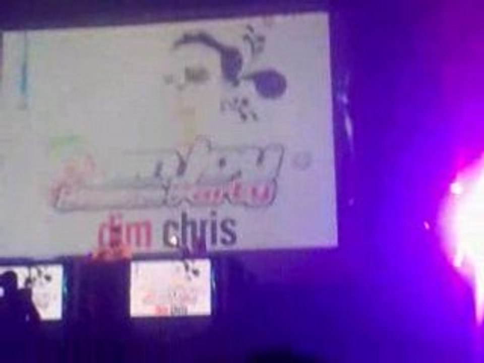 EnjoyDancePart2 - 21 - Dim Chris !