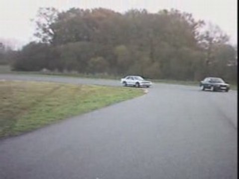 Racing West Lohéac 09/11/08, BMW 325i suit Clio 16s