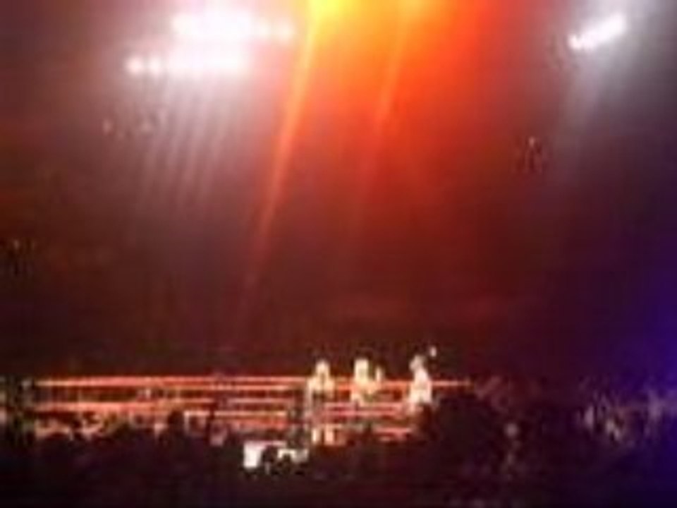 RAW à BERCY Entracte avec Kelly Kelly