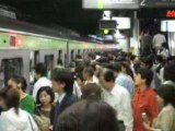 Yamanote line arriving