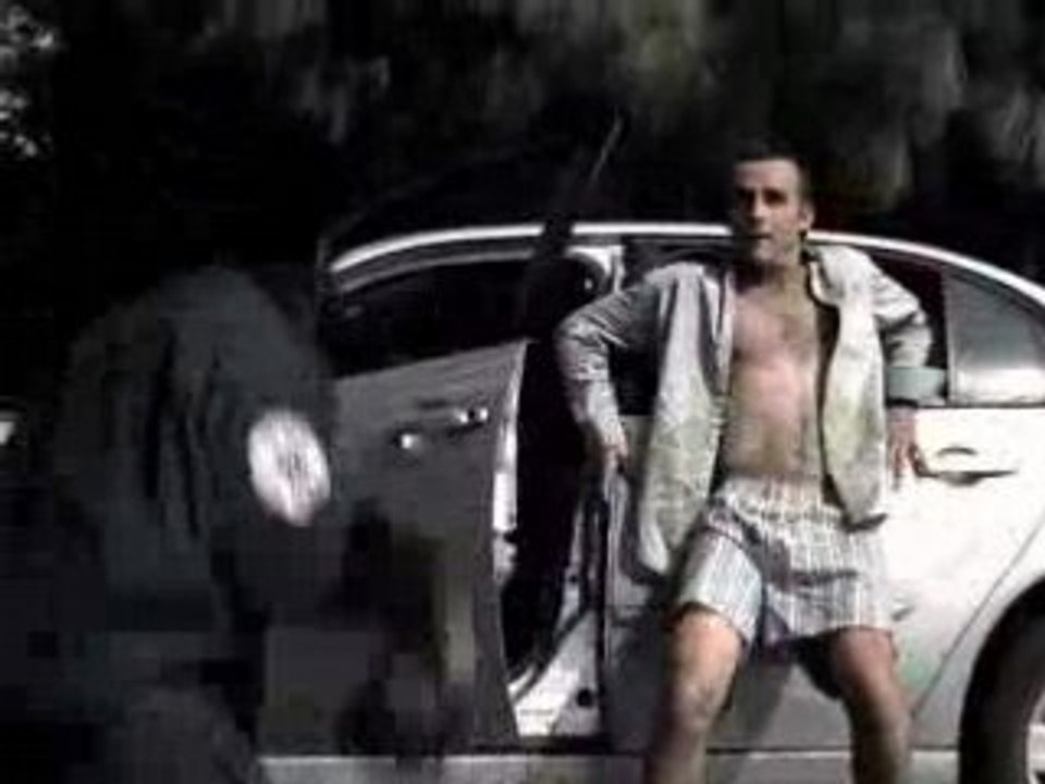 PUB - Suburban - Trunk Monkey °7