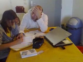 Manon et Ju font les devoirs 2 le 25.10.08