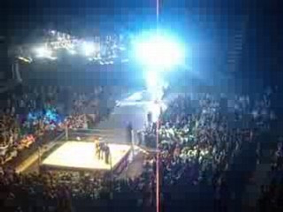 London 10.11.2008 arena O² entré de R-Truth