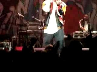 Chris Brown - Rock With You (Live).