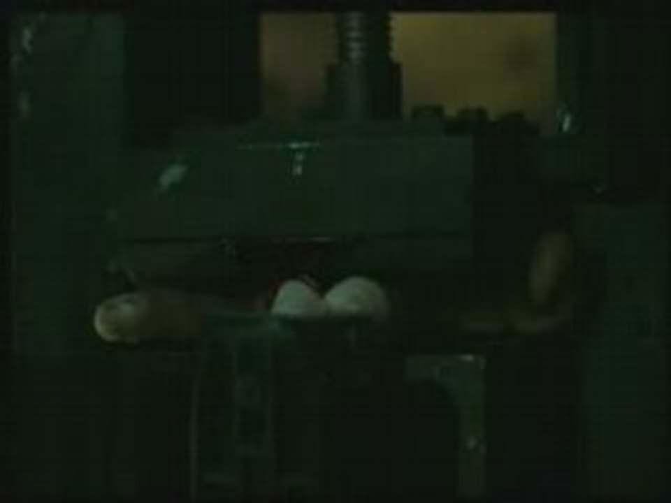 ExTrAiT SaW 5 (1)