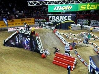 Chute de matt rebeaud a Bercy 2008