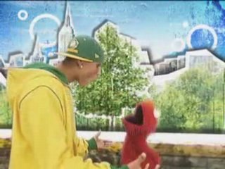 Chris Brown and Elmo - Elmo come take a walk with me