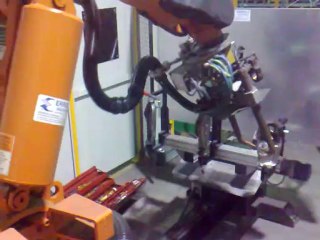 Erregi2 robot puntatura saldatura a punti