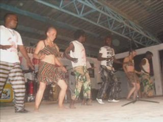 WILLY LOKETO casse la baraque au Congo BRAZZA