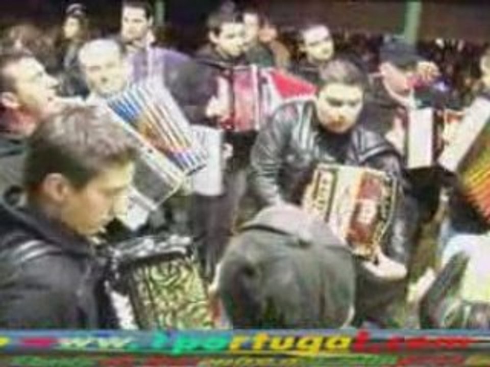 Rusgas e concertinas  - Villiers le Bel -10-11-08 - N.2