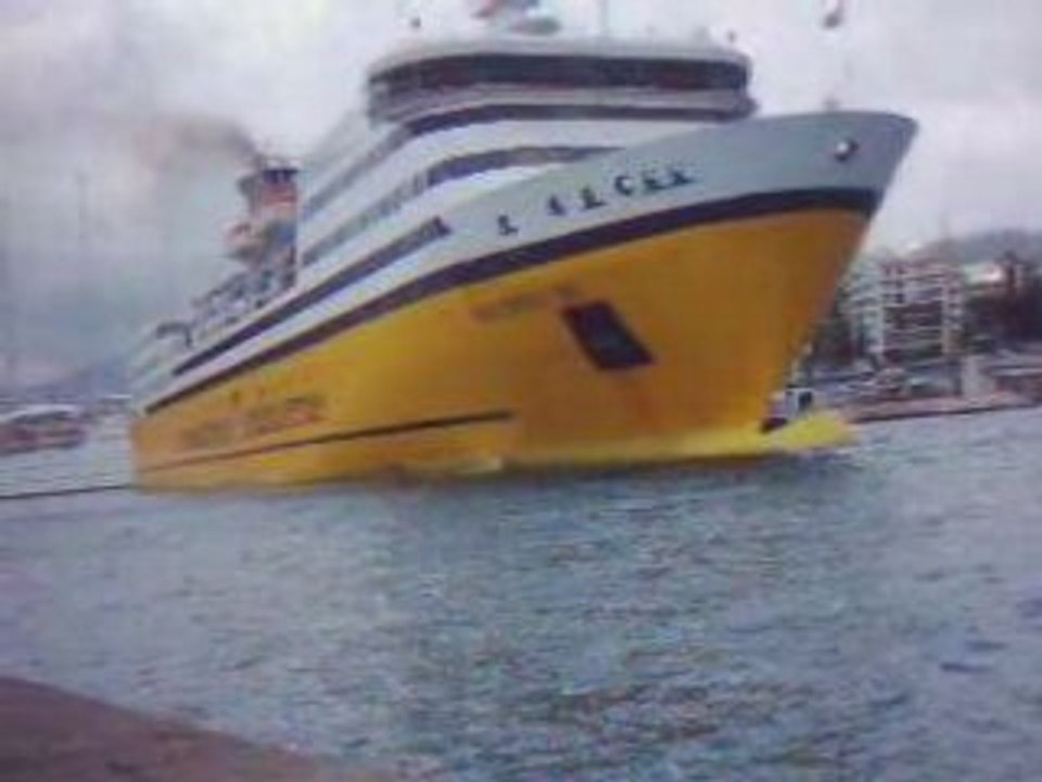 Corsica Ferries Mega Express Two : Départ de Nice