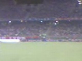 Supporters Lyonnais Chant for Benzema ⚽