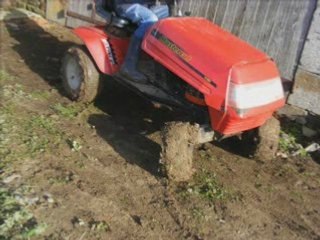 Tracteur tondeuse enliser