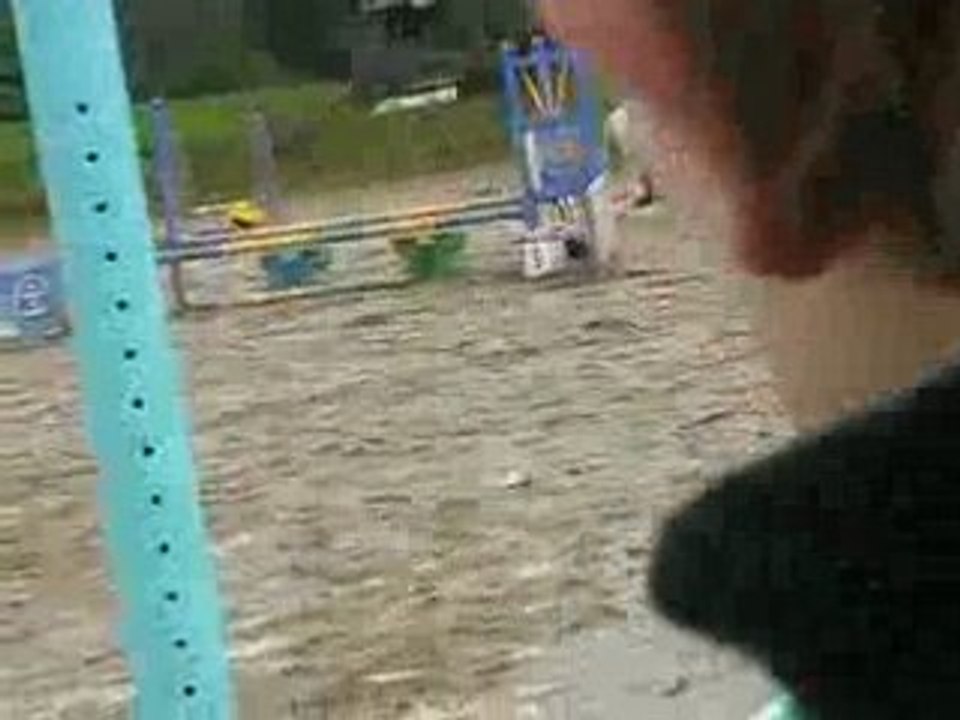 A droite a droite a droite