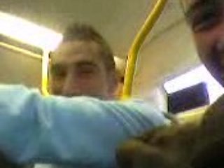 moi et un pote  dans le bus lol!!!!!!!