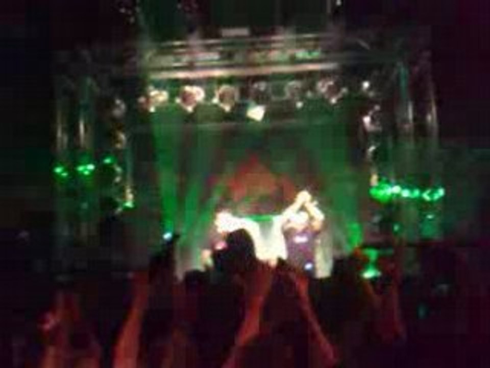 Showtek live Spirit.