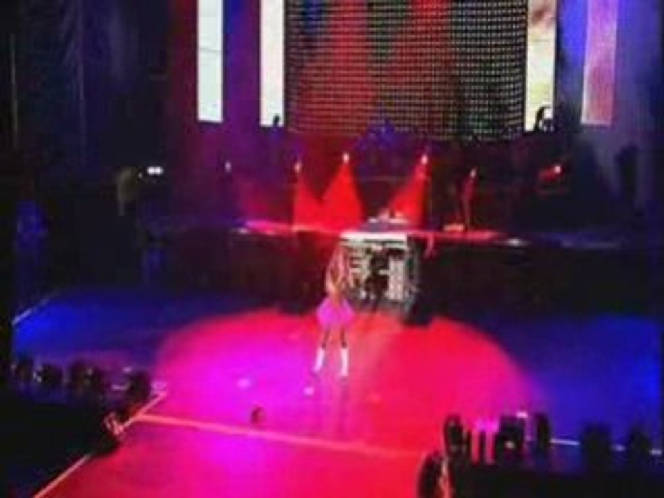 Rbd anahi_canta_algun_dia