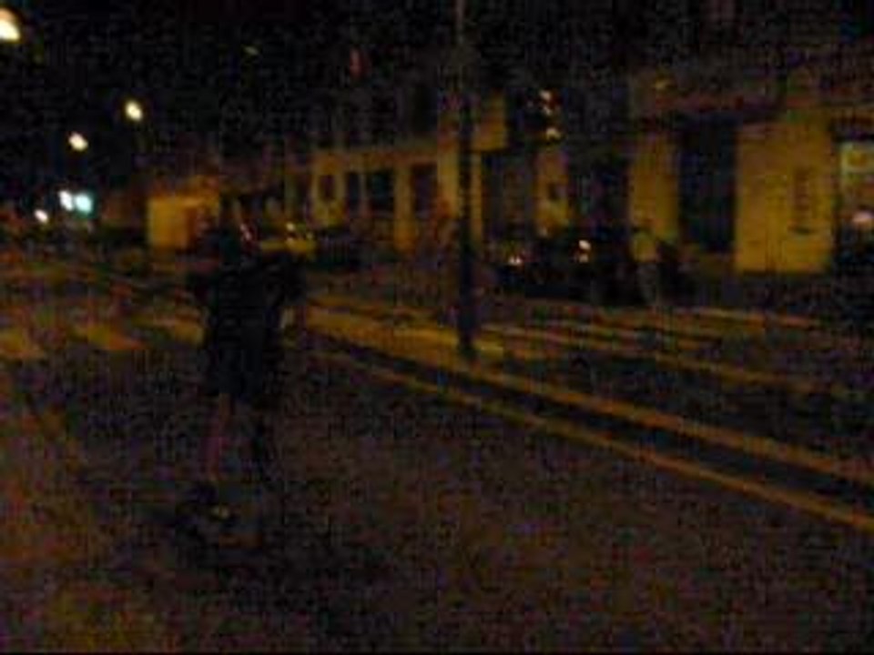 Youyou powerslide sur le plat