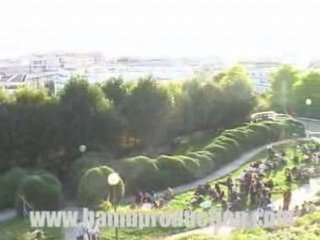 D.F.L. au pays de la tour Eiffel