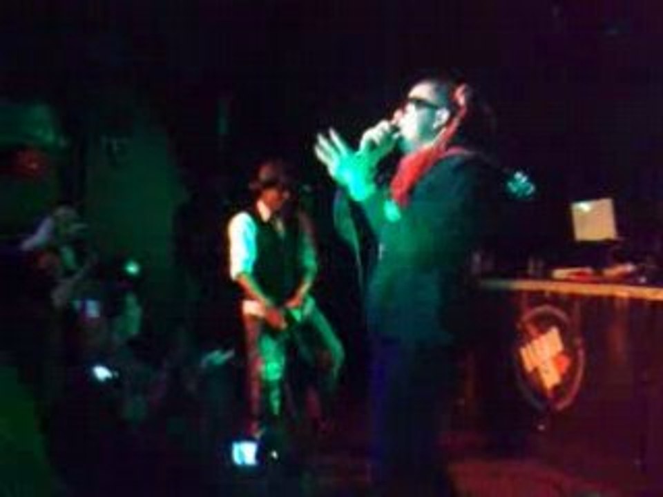 Jowell & Randy  En Paris [ Ese Mahon ]