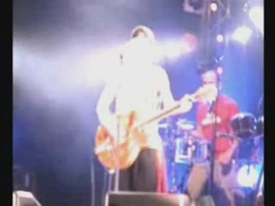 Manu Chao set Sibérie pont du gard part3