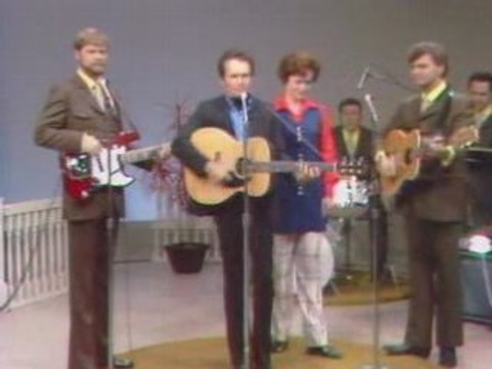 Merle Haggard: Legendary Performances – “Okie From Muskogee”