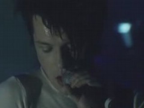 INDOCHINE - LE MANOIR - PARIS 2002