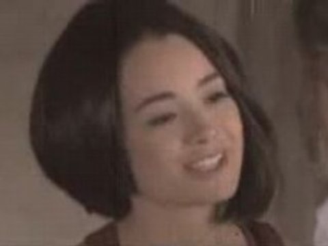 Özgü Namal - Çapkın Kız (Güneşin Oğlu Filminden)