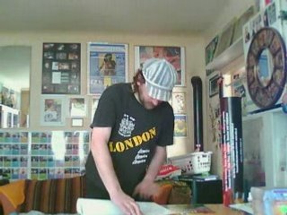 Joe Leitner als Falter in Memoriam Georg Danzer.