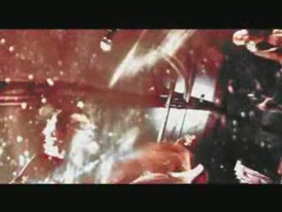 Leizor avec Jenn du groupe Superbus, Anggun et Jalane